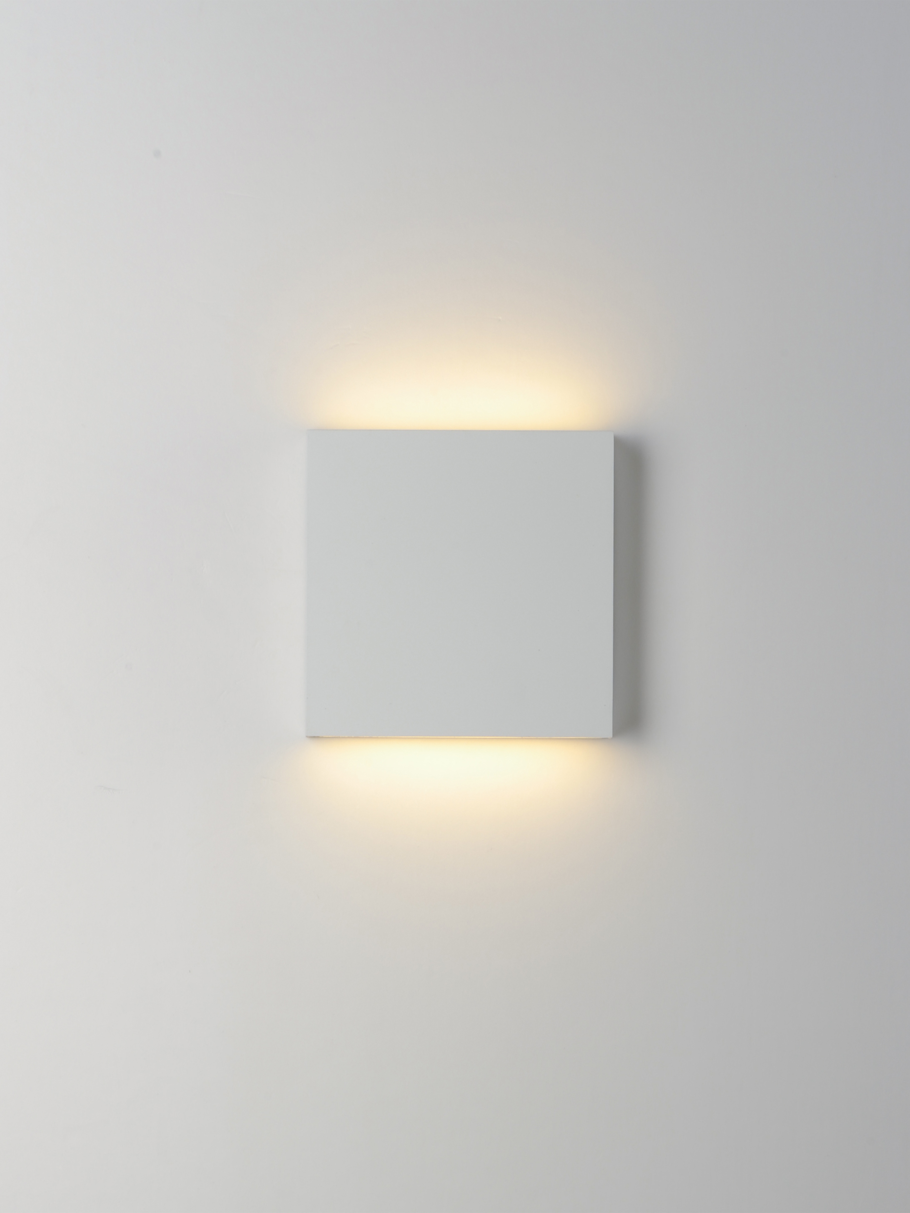 Brik LED Outdoor Wall Sconce