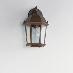 Builder Cast Outdoor Wall Lantern