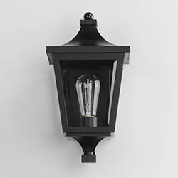 Sutton Place VX 1-Light Outdoor Sconce