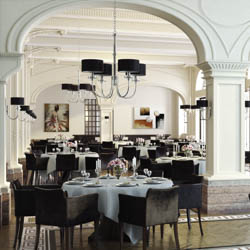 Manhattan 1-Light Wall Sconce